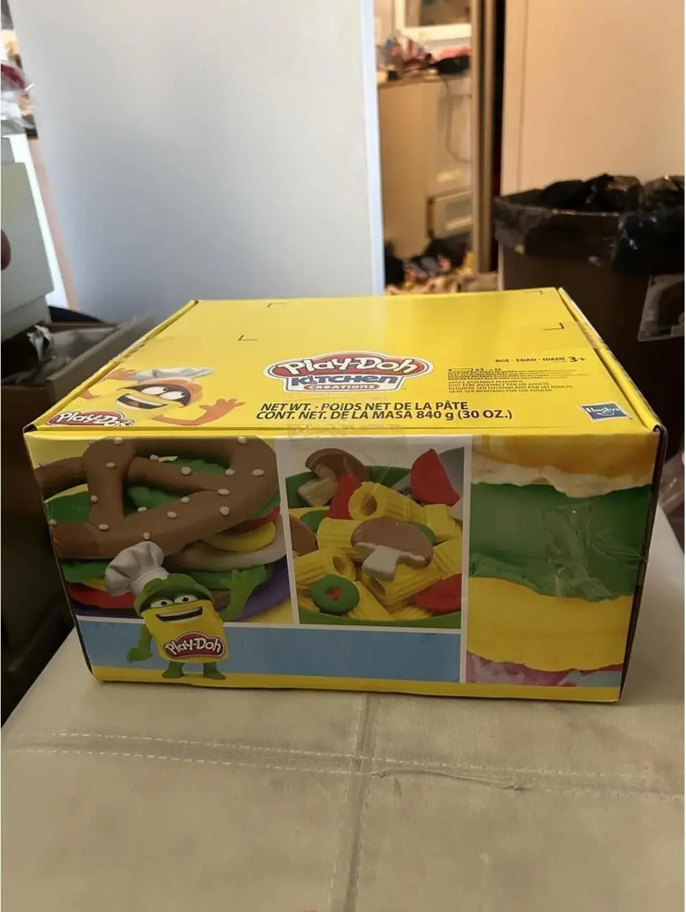 Play-Doh Kitchen Creations Ultimate Chef Set- 30 oz. 40 pcs set